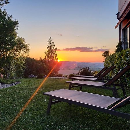Bellavista Suite Spa Staffolo Esterno foto